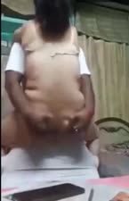 مره فلاحه بجسم كورباج تتناك من صاحب جوزها الاسمر بهيجان وحيحانه ويعشر كسها الابيض قشط وبيشيلها علي زبه ويرزع في كسها