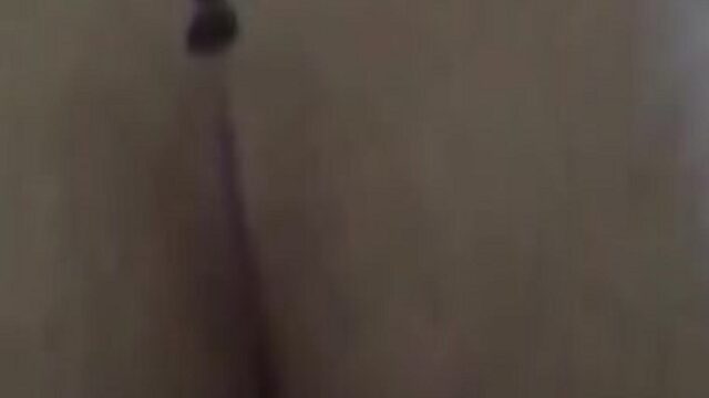 نيك اجل طيز مصريه بتتناك بقوه واللبوه حيحانه علي الاخر