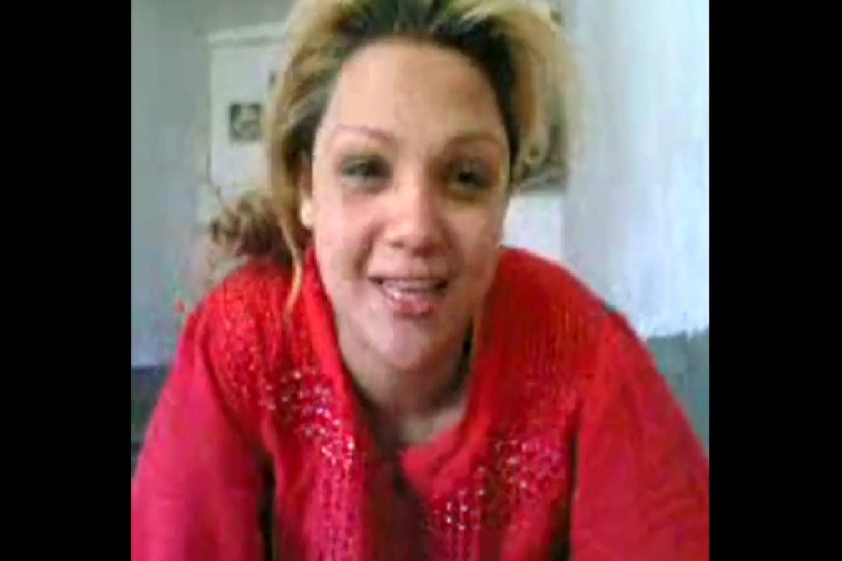 عشر دقايق كامله متكامله مع شرموطه مصريه بالاجره ومص زوبر