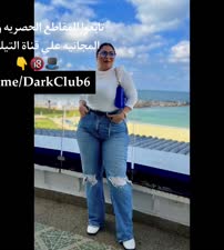 بنت لبوه مطلقه وامها بيتشرمطو ويبعتو نودز للشباب عشان يطفو نار كسهم المولع