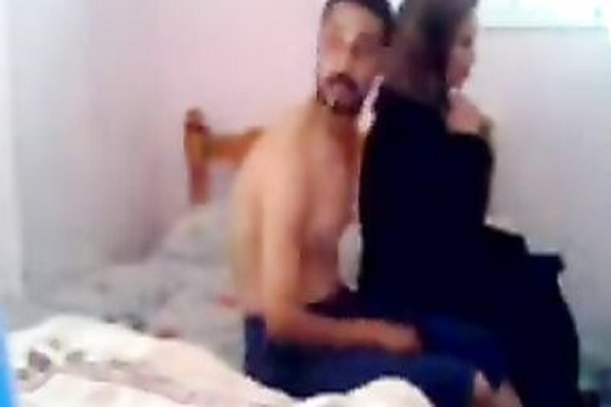 منقبه شرموته تتناك مقابل المال